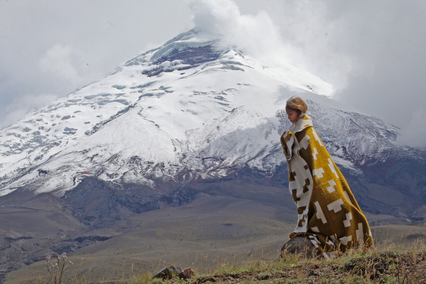 Sierra - Large Blanket- Khaki