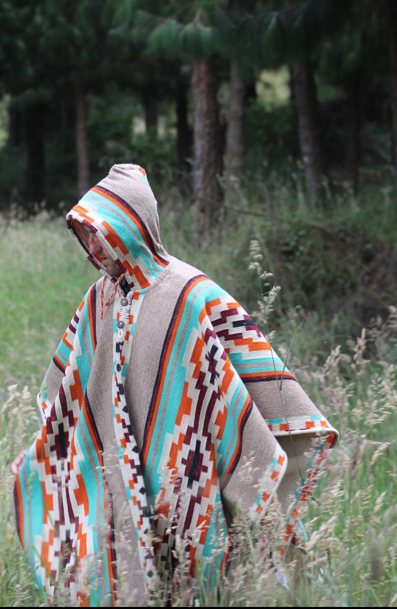 Cotacachi 100% Wool Premium Edition Poncho