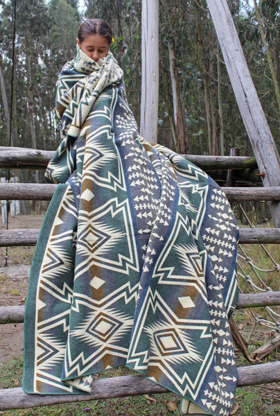 Vilcabamba Large Alpaca Blend Blanket