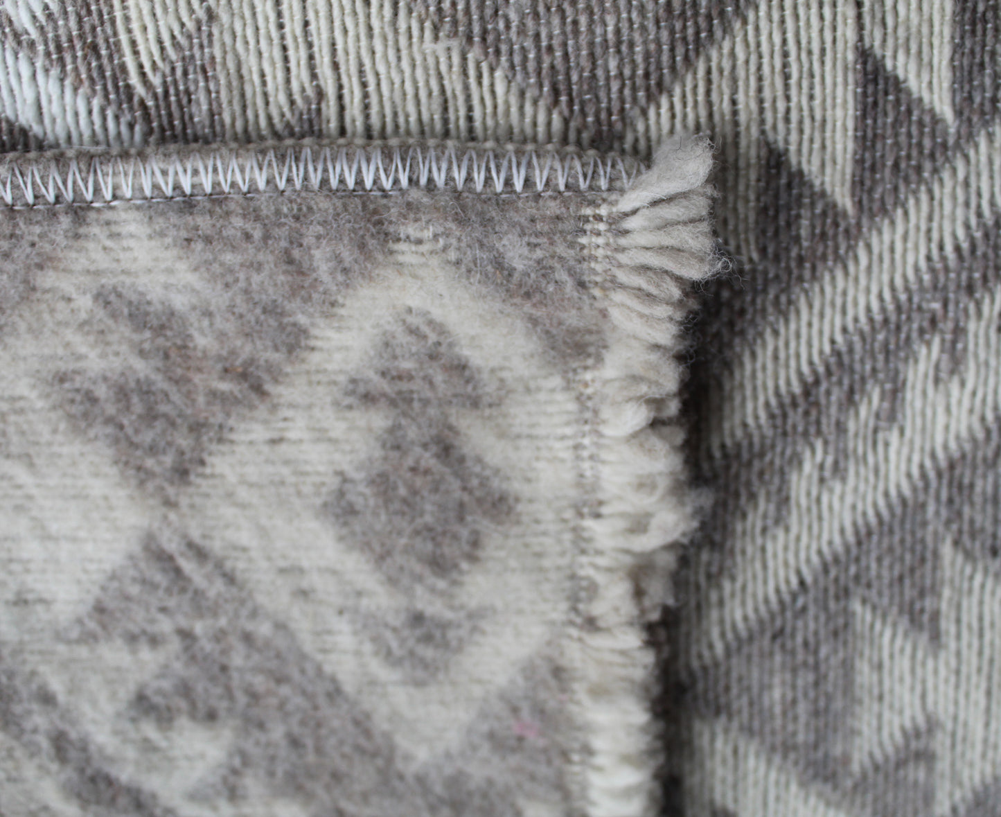 Cotacachi Premium Edition 100% Wool Blanket