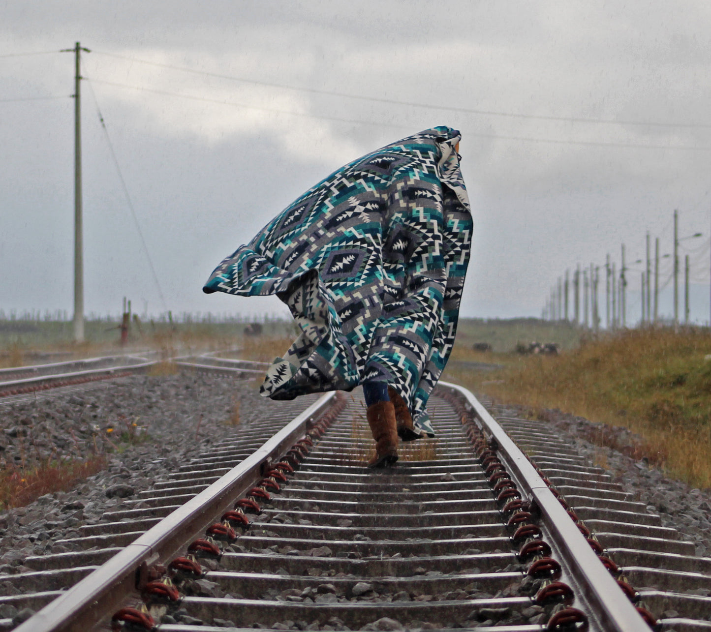 Agua de Los Andes - Large Blanket