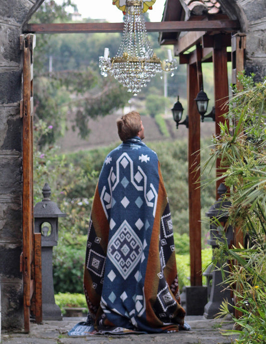 Tierra y Fuego Large Blanket