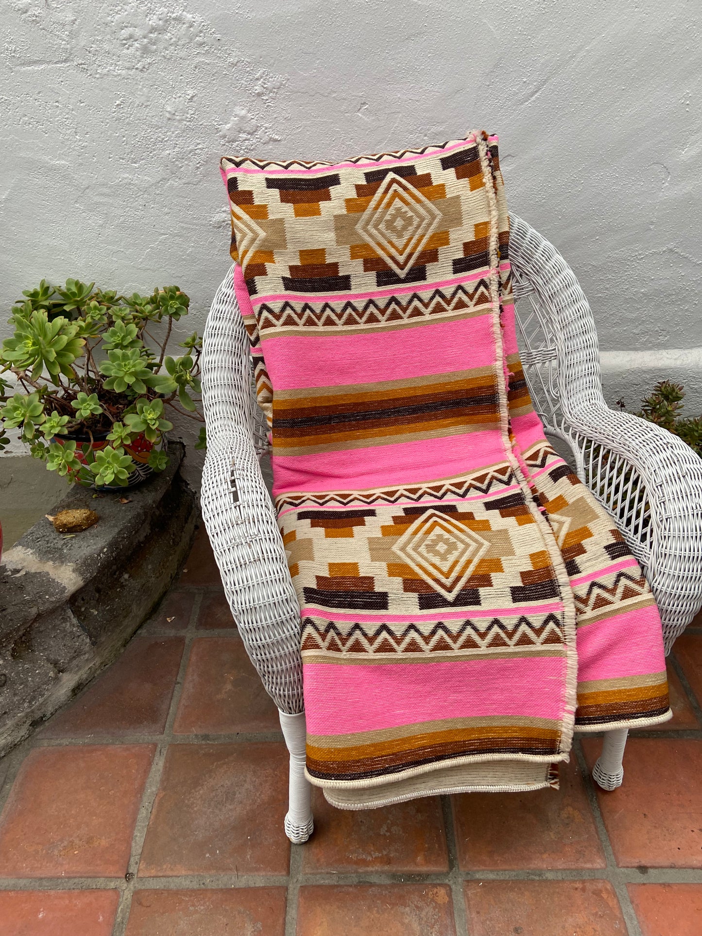 Cotacachi Cross 100% Wool Blanket