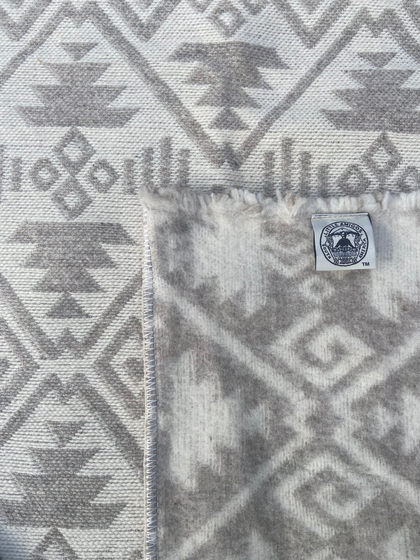 Cotacachi Premium Edition 100% Wool Blanket